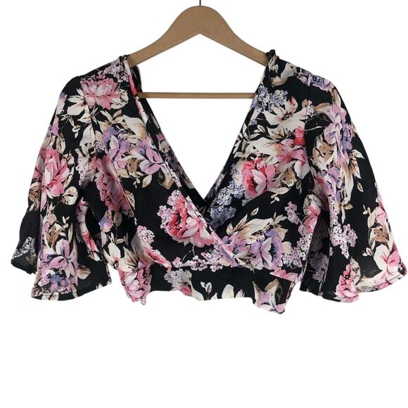 Band of Gypsies Black Floral Boho Cottagecore Wide Flutter Sleeve Crop Top - Picture 1 of 6